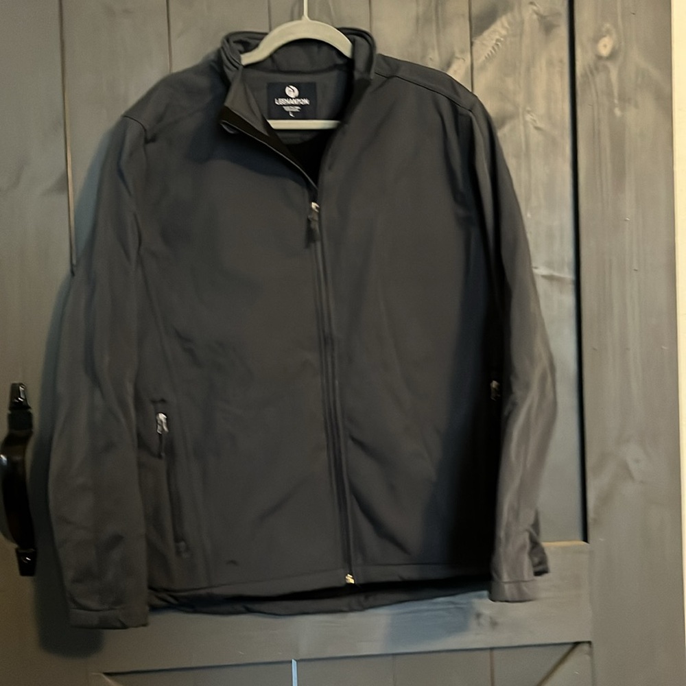 Men’s Jacket size Large, New without tags!